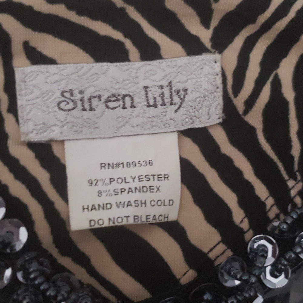 Top - Picture 5 of 9